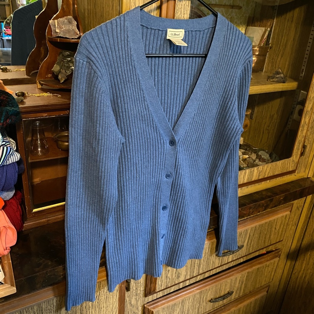 L.L. BEAN CARDIGAN